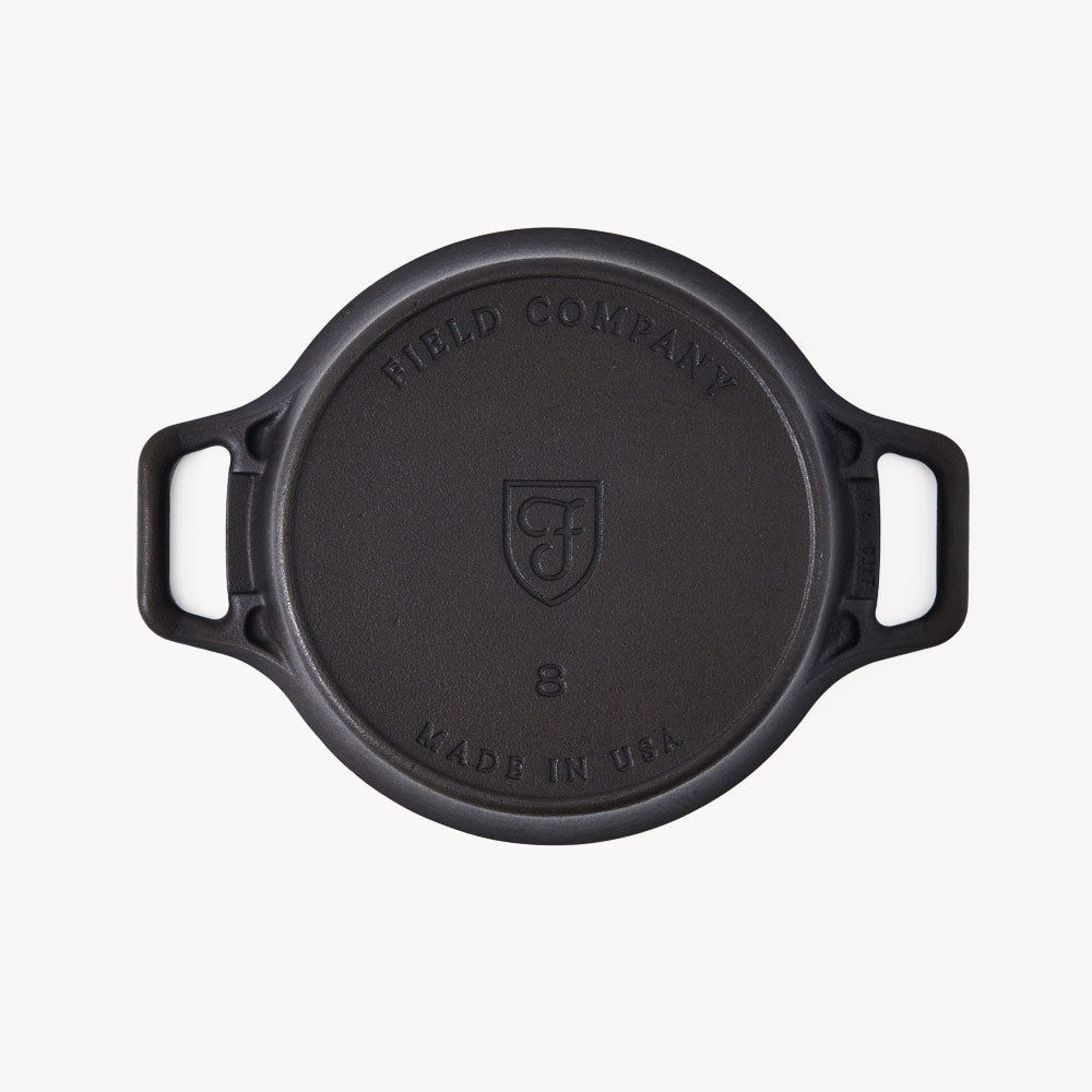 No.8 Cast Iron Dutch Oven - The Field Company
